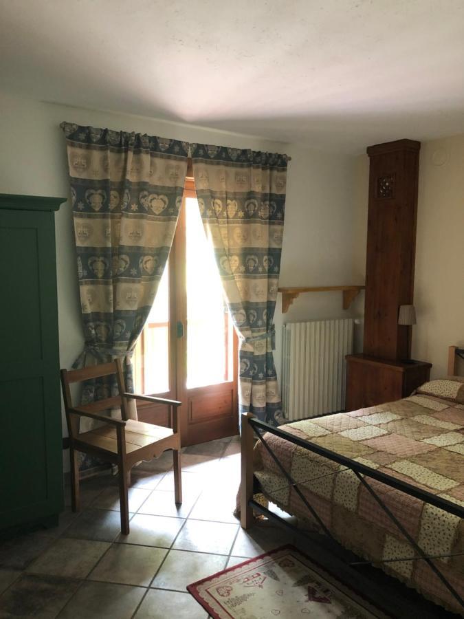 Agriturismo Ciambun Sampeire Ngoại thất bức ảnh